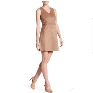 CeCe Tan Sleeveless Mini Dress - 12